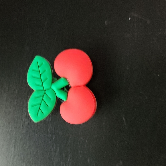 💥 5/$15 Croc Charm - Picture 1 of 2